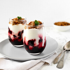 healthy breakfast yogurt  berry parfait with granola 