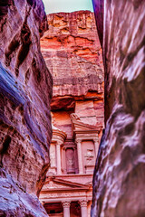Outer Sig Rose Red Treasury Afternoon Entrance Petra Jordan