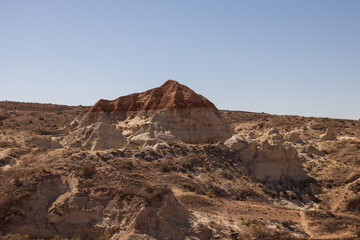 Fototapeta na wymiar Red and white sandstone rock formations in Arizona 