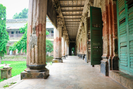 The Pakutia Zamidar Bari - Ancient buildings of Landlords in Bangladesh