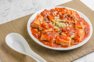 鯖缶の麻婆豆腐