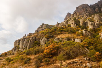 Fototapeta na wymiar Rocky slope of the Demerdzhi mountain range