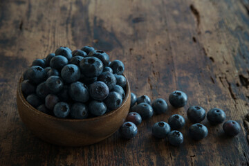 still life bowl of blueberries