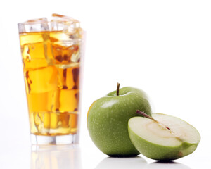 Apple juice with ice