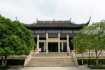 Built in the Tang Dynasty (889-904), Hongmei Pavilion, Hongmei Park, Changzhou, Jiangsu, China, has a history of more than one thousand years.