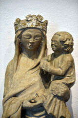 Statue religieuse de la vierge en Bourgogne, France