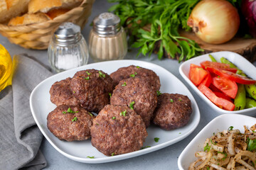 Traditional Turkish food; Turkish meatballs, Turkish name; Akcaabat kofte or kuru kofte)