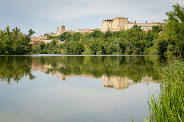 View of the Duero river in Tordesillas, Valladolid, Spain - obrazy, fototapety, plakaty