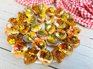 Organic canapés veggie style 