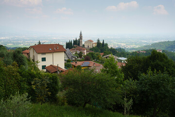 Fototapeta na wymiar Landscape in Lessinia near Monte Magre