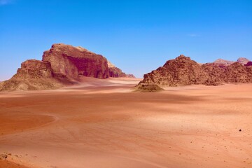 Fototapeta na wymiar Wunderschönes Wadi Rum in Jordanien 