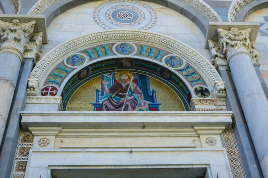 Pisa, Tuscany, Italy 08-28-2022. Details of the mosaic located on the front of Pisa Cathedral. The Piazza dei Miracoli, name with which the Piazza del Duomo is known in the world.