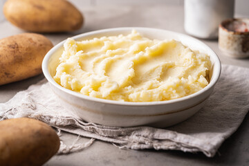 Mashed potatoes in bowl
