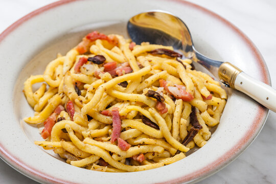 spatzles with bacon and mushroom