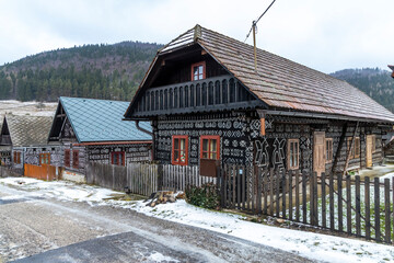 Naklejka premium Painted folk house, UNESCO village Cicmany in Slovakia