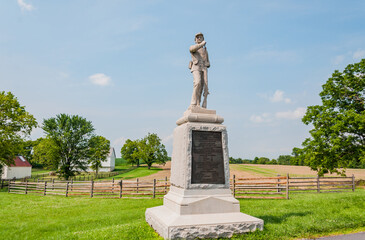 Fototapeta na wymiar Monument to the 7th Pennsylvania Volunteer Regiment, Antietam National Battlefield, Maryland, USA, Sharpsburg, Maryland