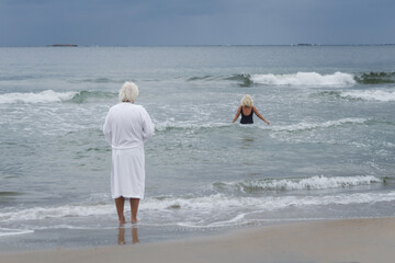 Swimming in cold sea