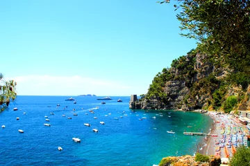 Foto op Plexiglas Positano strand, Amalfi kust, Italië Kust van Positano. De belangrijkste stranden in Positano zijn Spiaggia Grande, Fornillo, La Porta, Fiumicello, Arienzo, San Pietro, Laurito en Remmese
