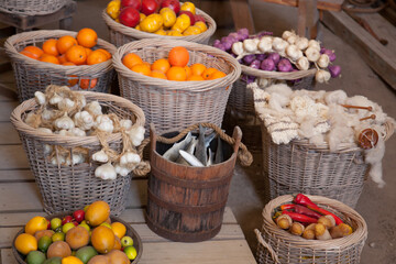 Fototapeta na wymiar food stored in baskets