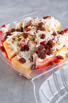 A view of a container of bionico.