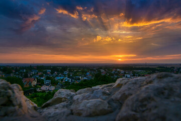 Panorama i zachód słońca widoczny z Zamku w Ogrodzieńcu