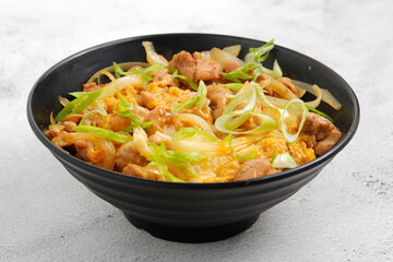 Freshly cooked Japanese food called Oyakodon
