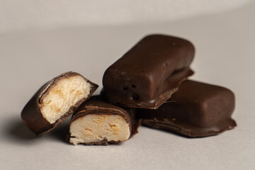 Turrón de maní bañado en Chocolate