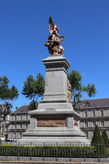 Obraz premium Ornate War memorial in Sedan town centre to commemorate the Battle of Sedan in 1870, during the French Prussian War. The monument to the dead of 1870 was inaugurated in 1897