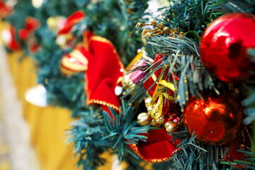 デコレーションされる街