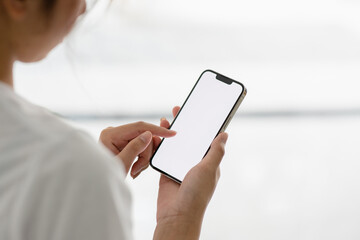 light, empty space, mobile banking, mobile phone, internet, online, touch screen, white, business, work, online shopping, phone, home, street, smartphone, holding, women, city, hair, using, girl, back