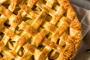 Homemade Sweet American Apple Pie