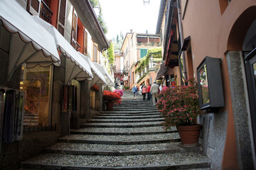 Fototapeta na wymiar Landscapes of Italy. Beautiful towns in the Alps on the shores of Lake Como.