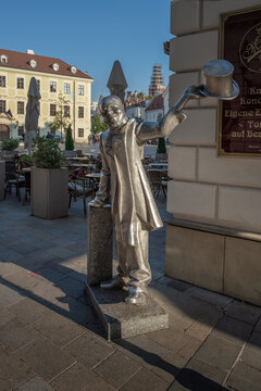 Schone Naci Statue by Juraj Melis, 1997 - Bratislava, Slovakia