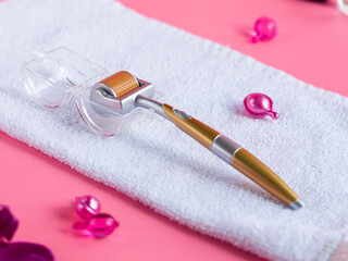 Derma Roller Micro Needle Cosmetic Microdermabrasion Tool For Face.The concept of facial...