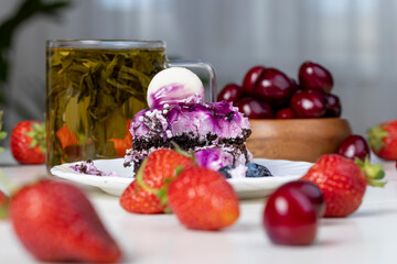 purple cake with berry flavor