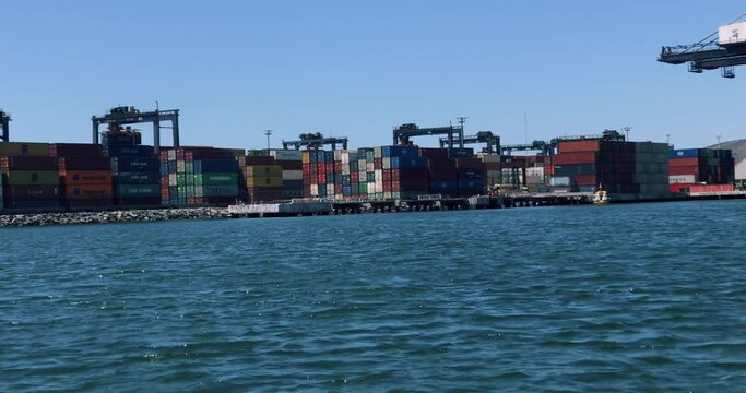 Contenedores - Malec&oacute;n en M&eacute;xico - Puerto de carga