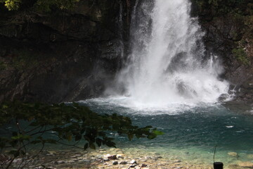 河津七滝。河津川にある七つの滝をつなぐ遊歩道からの景観。大滝の滝つぼ。