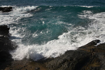 Visisting the coastline and contemplating its relaxing moments