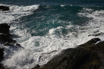 Visisting the coastline and contemplating its relaxing moments