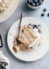 burnt meringue birthday cake with blueberries sweet torte vanilla cake happy feels peace of cake 