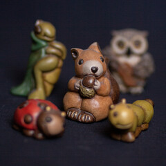 Statuine in posizione