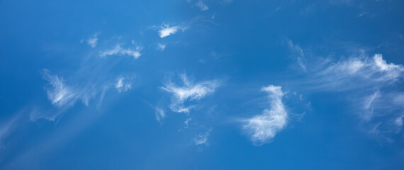 Fototapeta niebieskie niebo z chmurkami , blue sky	 obraz