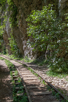 railway into the gorge