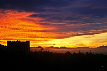 Fototapeta premium sunrise in the city