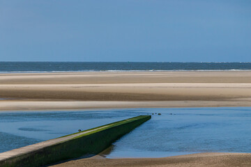 strand an der promenade von borkum