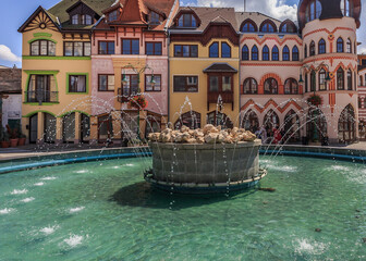 Europaplatz in Komarno mit Brunnen, Slowakei