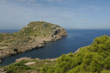 Fototapeta premium Faro de Punta de N'Ensiola.Cabrera.Parque nacional maritimo terrestre de Cabrera.Baleares.España.