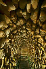 Pozo subterraneo (Pou de mina).La Trapa. Ruta de la Pedra en Sec.Andratx.Sierra de Tramuntana.Baleares.España.