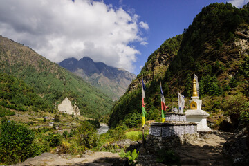 piedras Mani pintadas.Nurning (Yulning).Sagarmatha National Park, Khumbu Himal, Nepal, Asia.