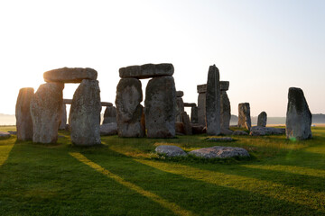 Naklejka premium Stonehenge rocks outside sunrise mornings